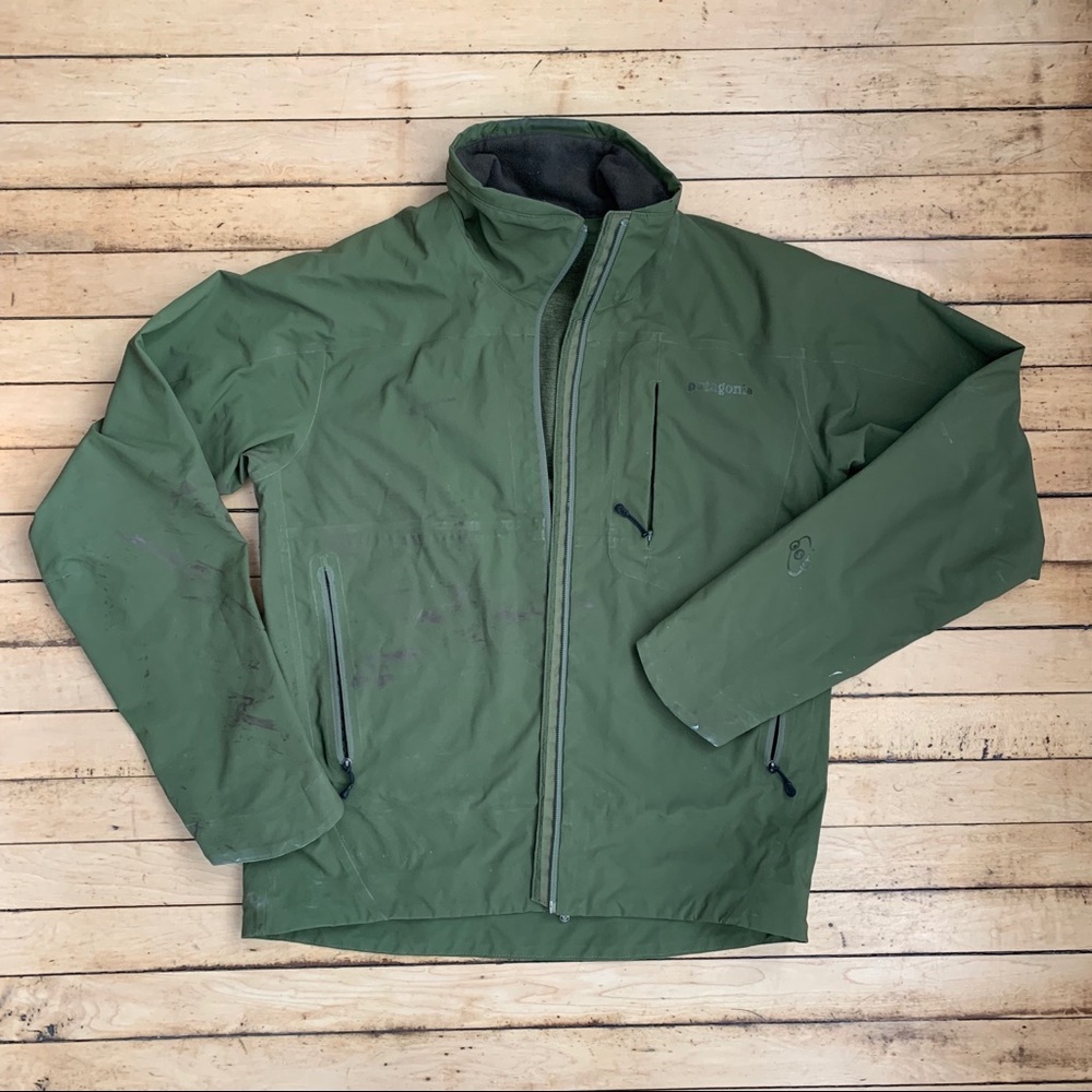 Patagonia men’s Figure 4 jacket size S